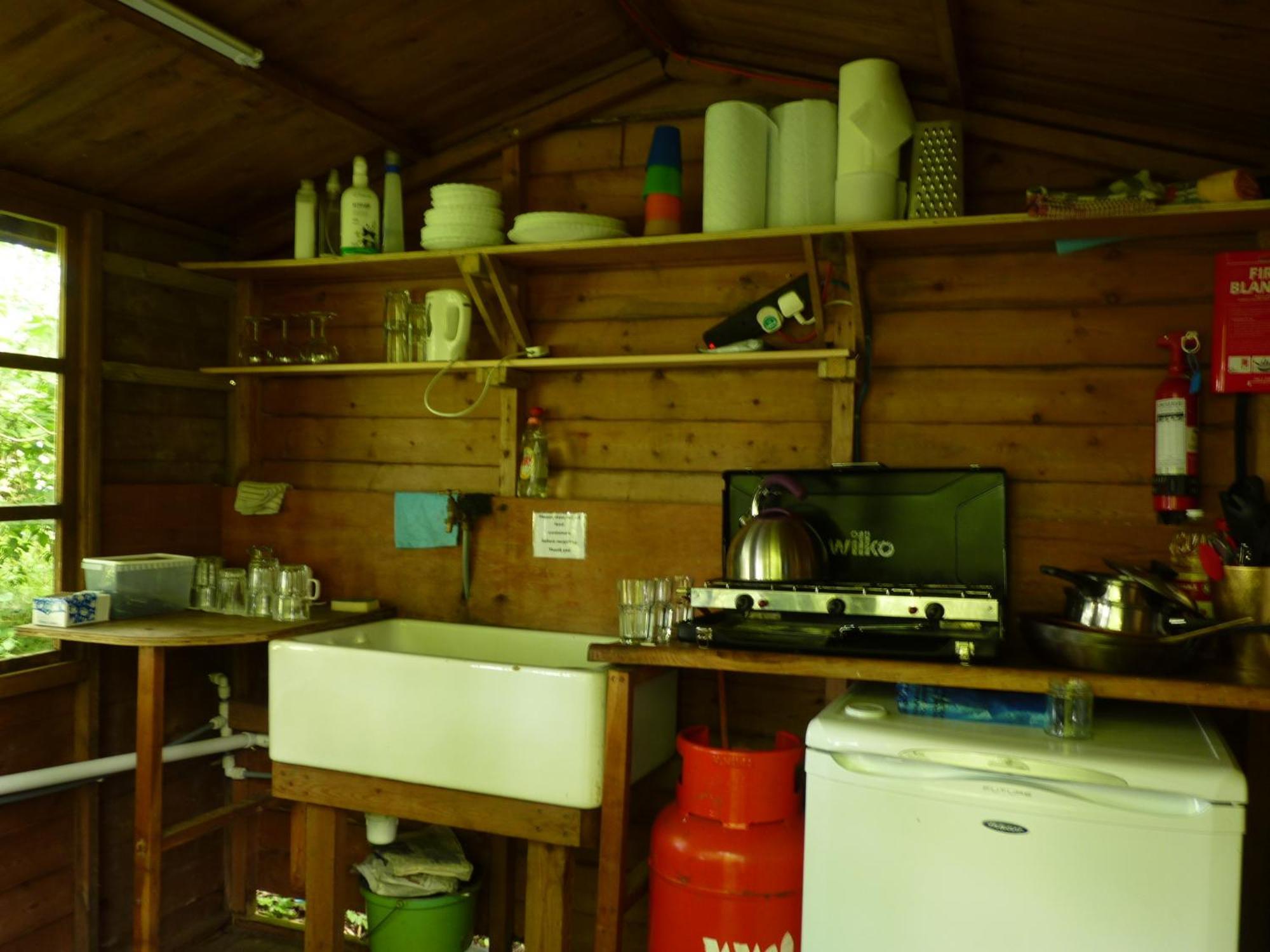 Ceridwen Glamping, Double Decker Bus And Yurts Hotel Llandysul Bagian luar foto