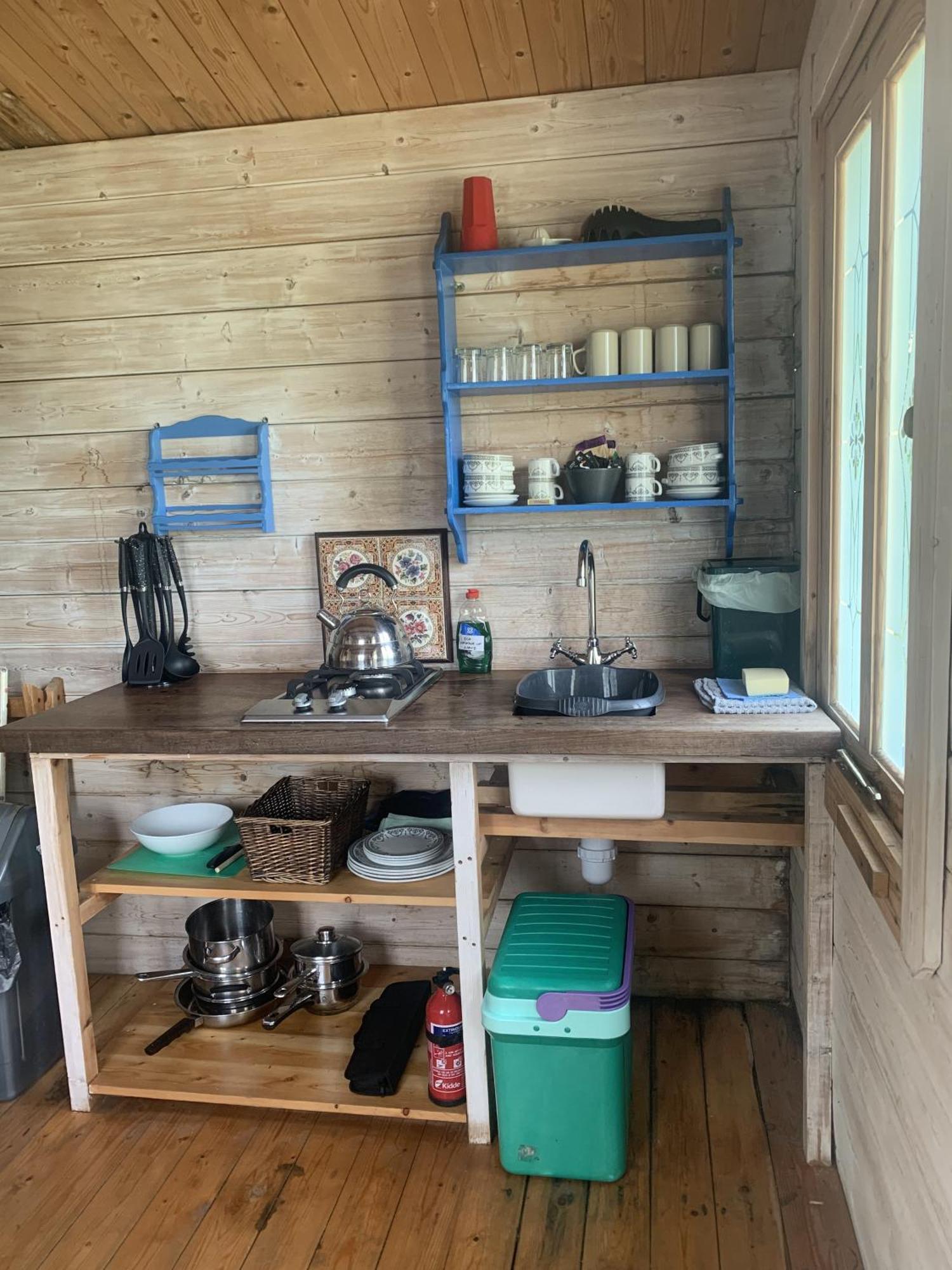 Ceridwen Glamping, Double Decker Bus And Yurts Hotel Llandysul Bagian luar foto