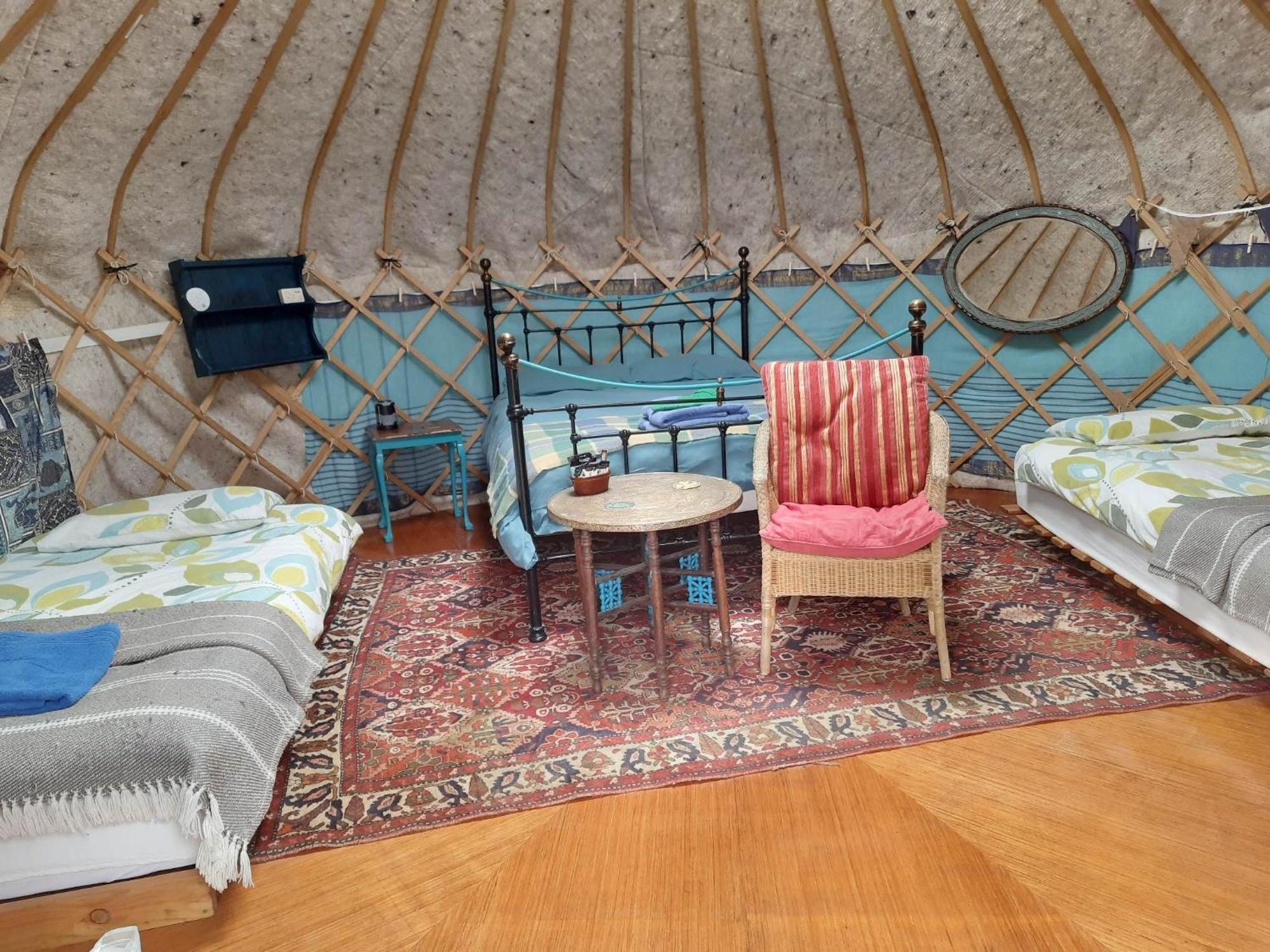 Ceridwen Glamping, Double Decker Bus And Yurts Hotel Llandysul Bagian luar foto
